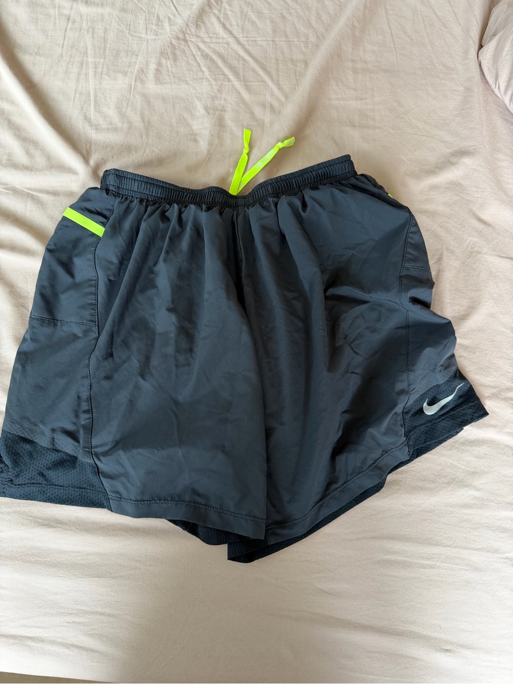 Nike DRI FIT MENS BLACK NEON GREEN RUNNING SHORTS WITH LINER